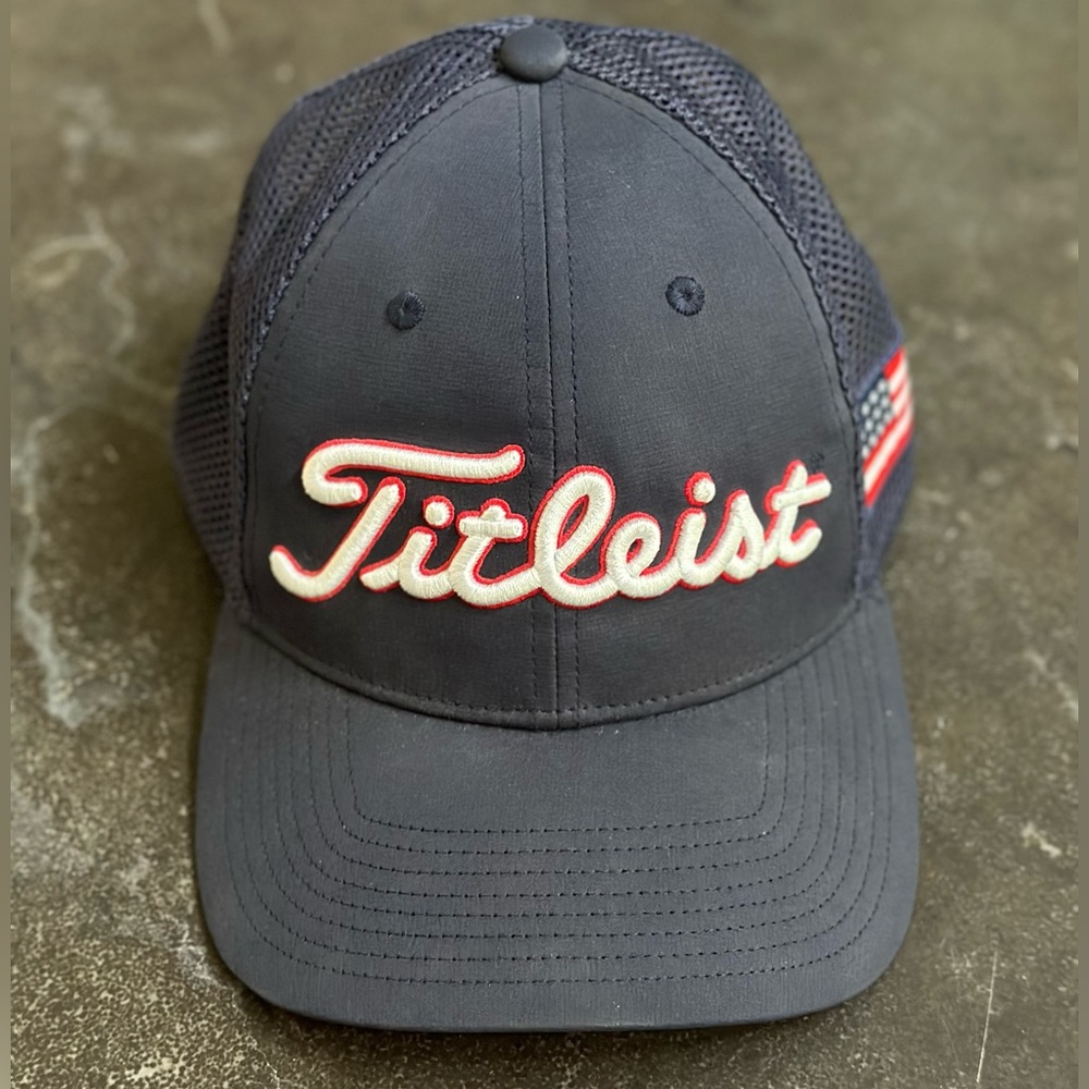NWOT Titleist American Flag Hat